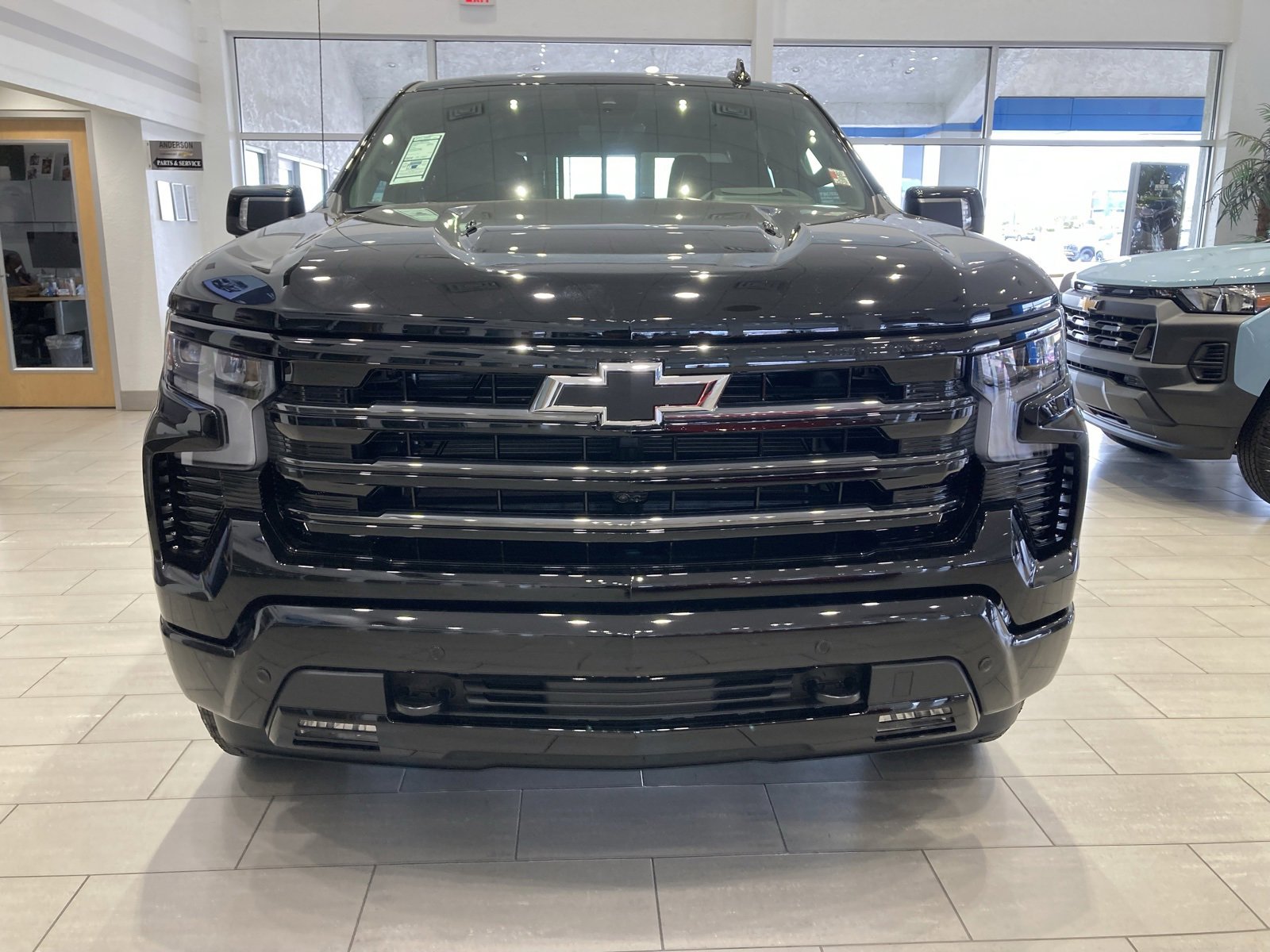 2026 Chevrolet Silverado 1500 High Country photo 3