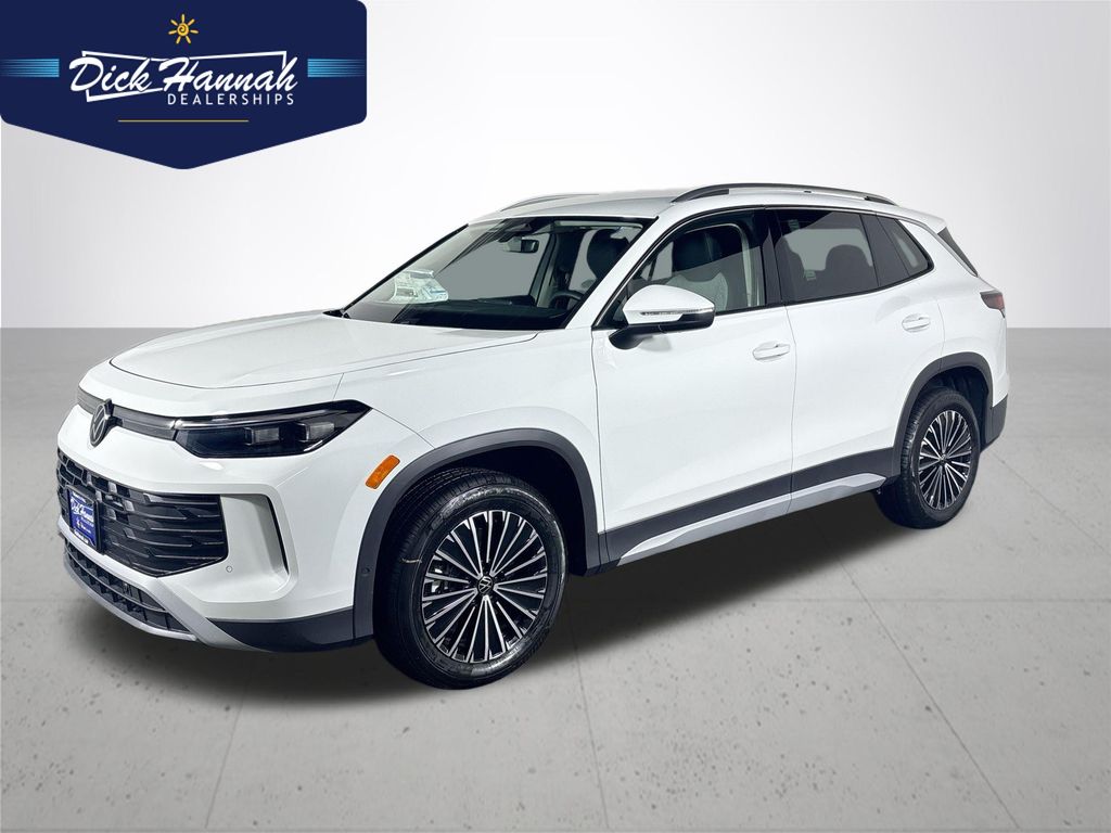 2025 Volkswagen Tiguan S's photo