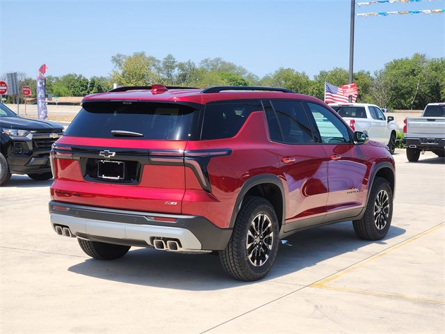 2026 Chevrolet Traverse Z71 photo 3
