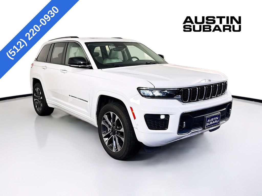 2022 Jeep Grand Cherokee Overland's photo