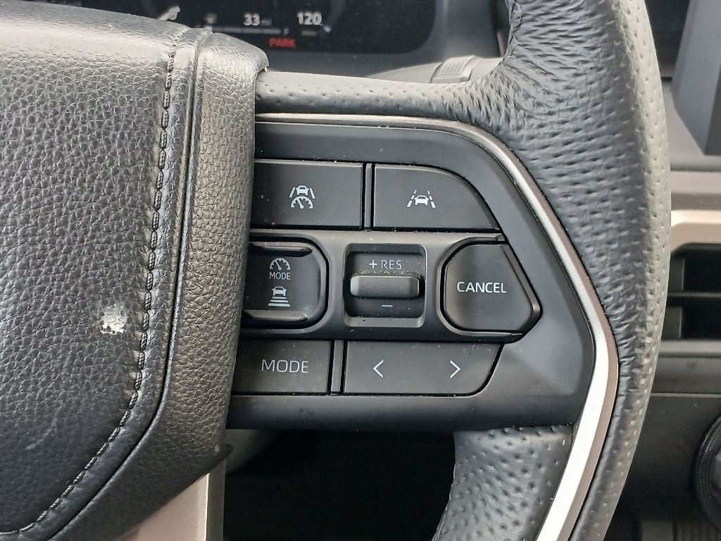 2025 Toyota Tacoma SR5 photo 18