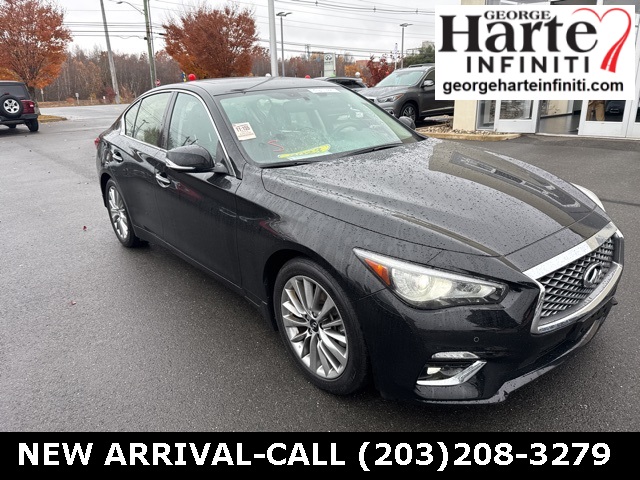 2023 Infiniti Q50 LUXE photo 2