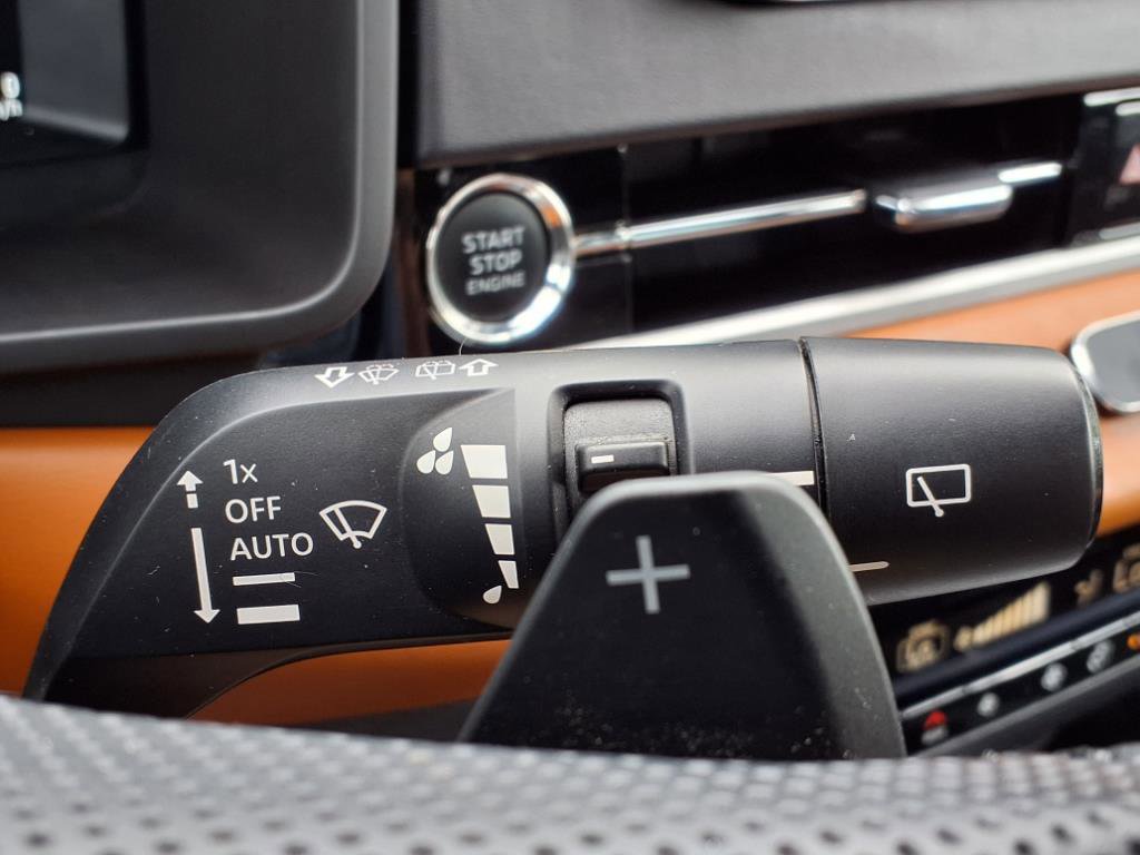 2023 Mitsubishi Outlander SEL photo 27