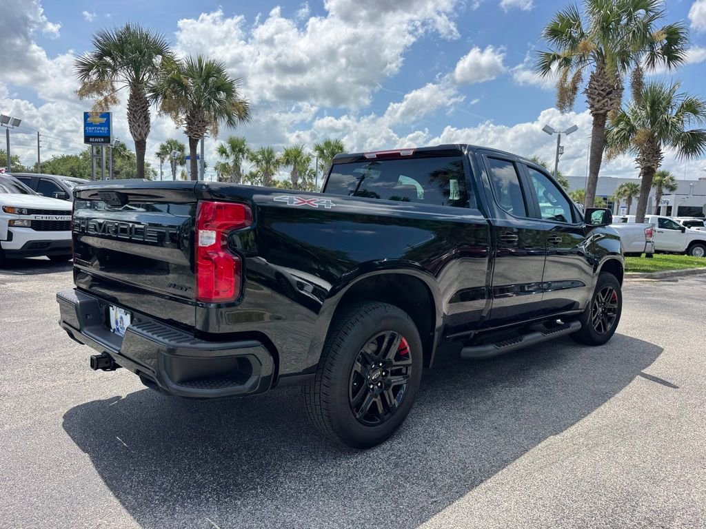 2025 Chevrolet Silverado 1500 RST photo 6