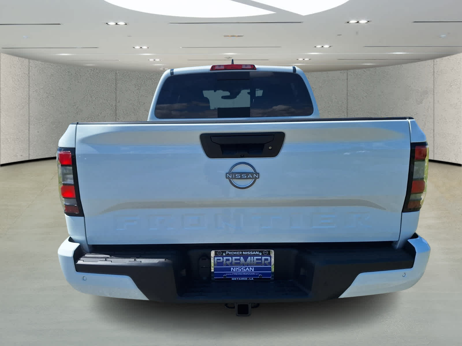 2025 Nissan Frontier Crew Cab SV photo 4