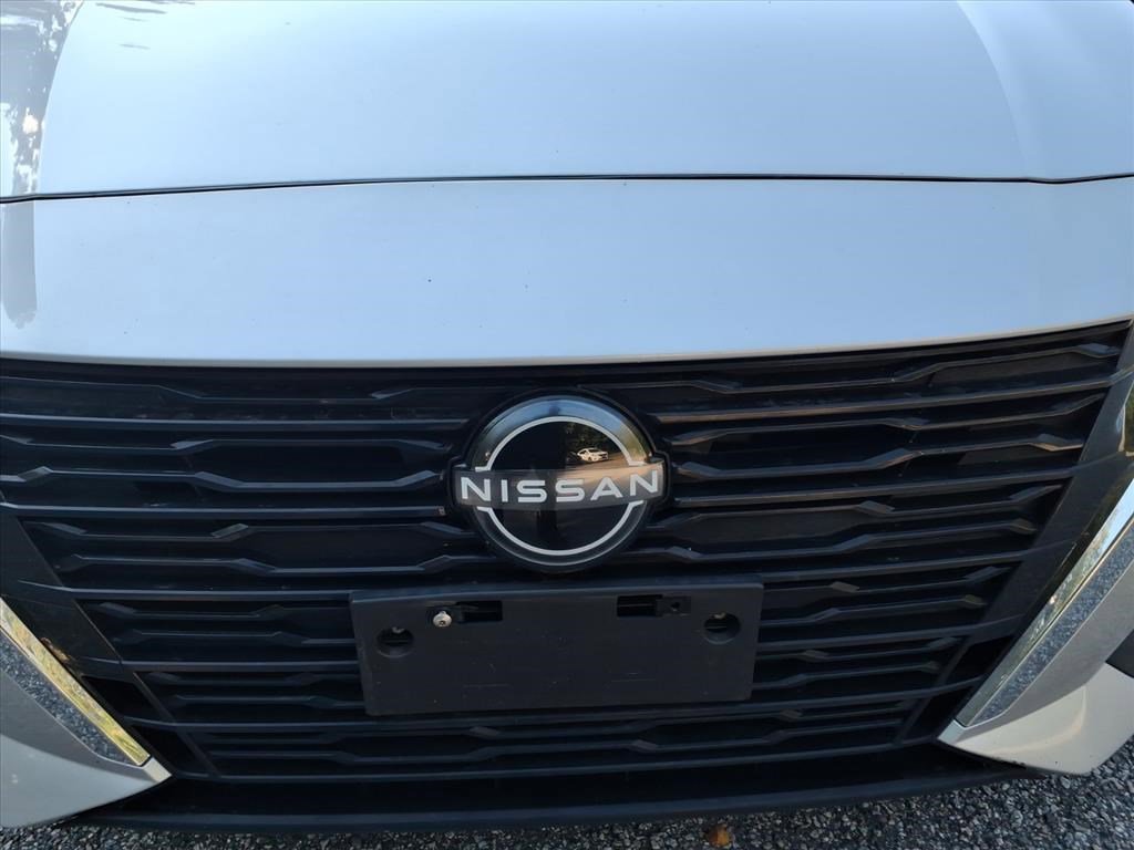 2023 Nissan Altima 2.5 SV photo 5