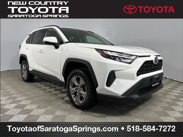 2023 Toyota RAV4 LE's photo