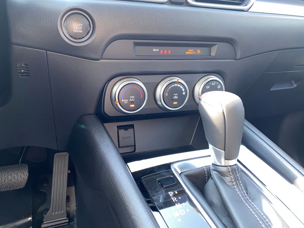 2024 Mazda CX-5 2.5 S Preferred photo 16