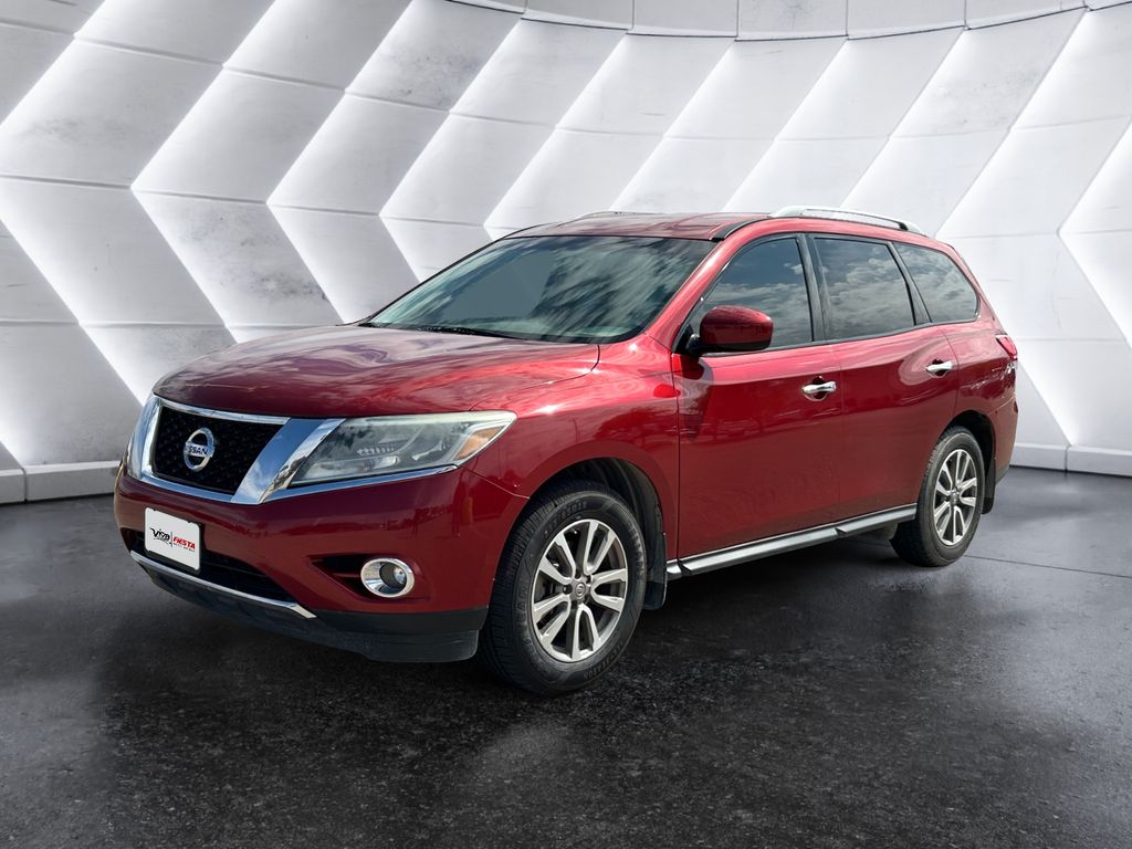 2015 Nissan Pathfinder SV photo 3