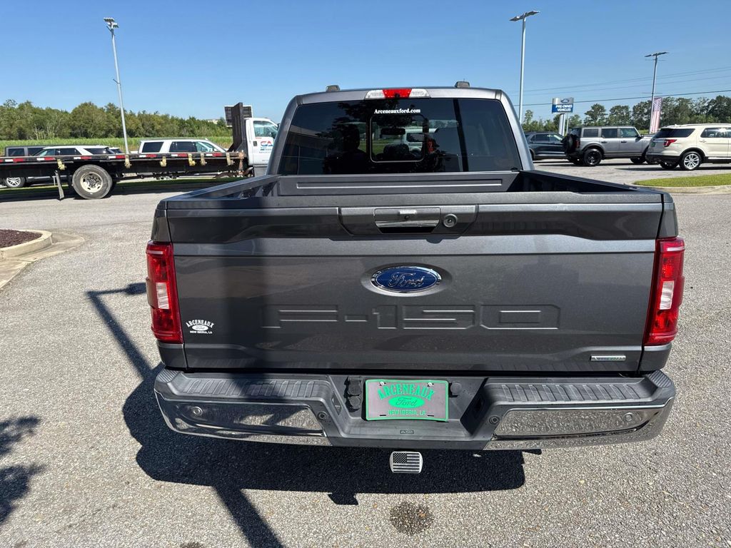 2021 Ford F-150 XLT photo 6