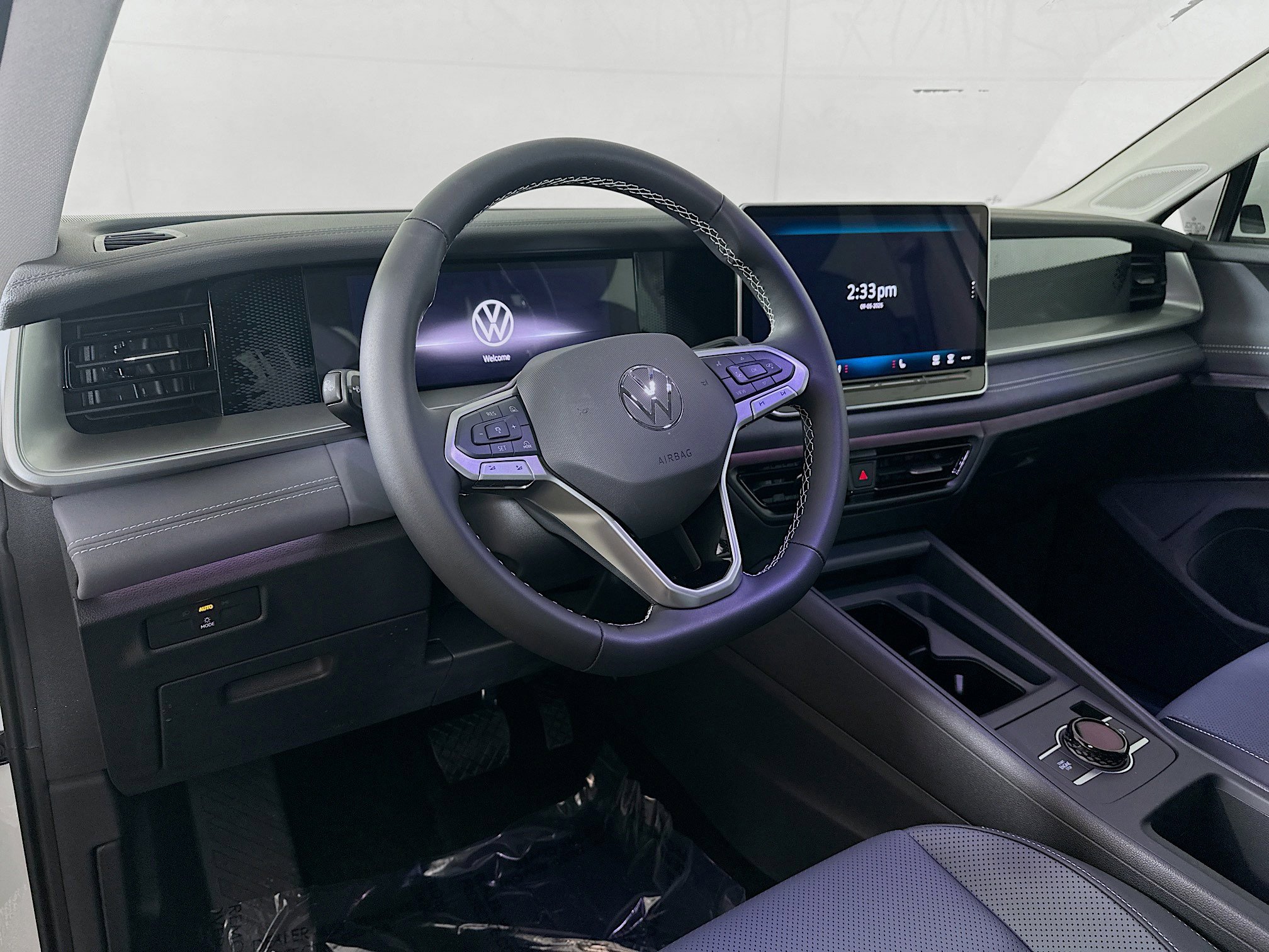 2025 Volkswagen Tiguan SE photo 7