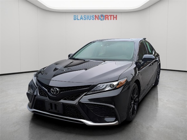 2023 Toyota Camry XSE's photo