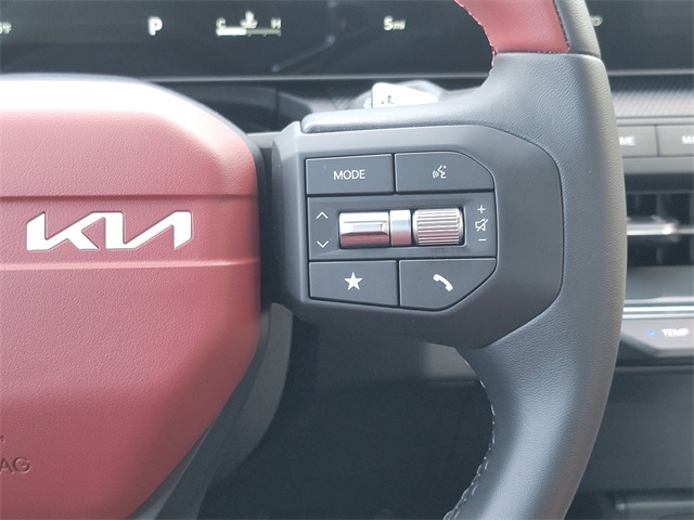 2025 Kia K4 GT-Line photo 25