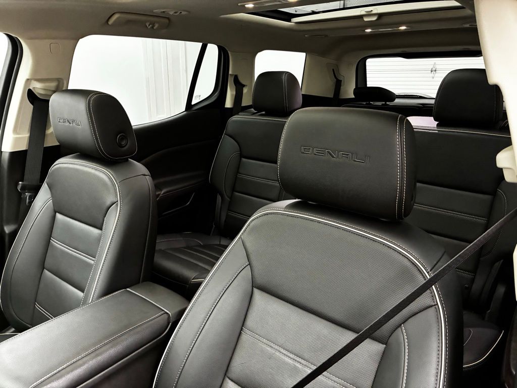 2023 Gmc Acadia Denali photo 14