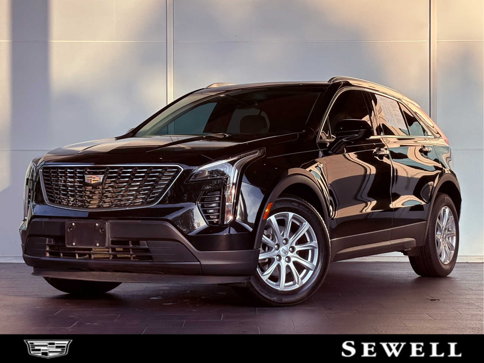2023 Cadillac XT4 Luxury's photo