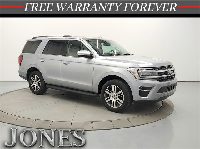 2024 Ford Expedition Limited's photo