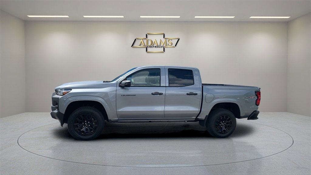 2026 Chevrolet Colorado Work Truck photo 2