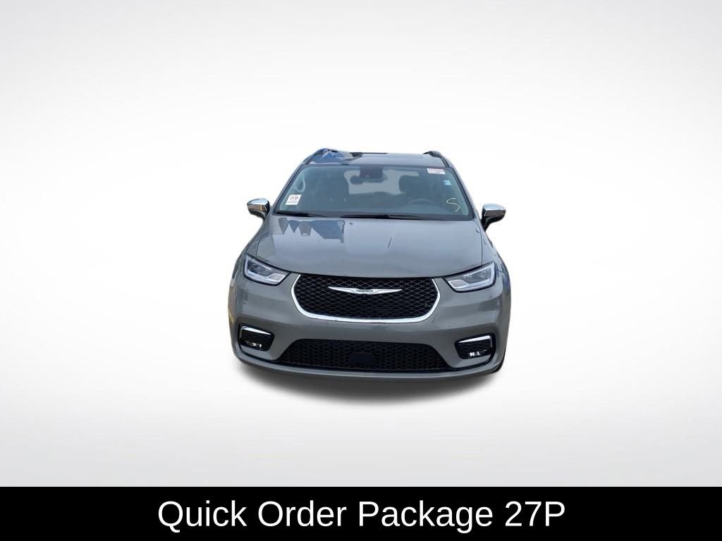 Used 2023 Chrysler Pacifica Limited with VIN 2C4RC1GG5PR552309 for sale in Monticello, Minnesota