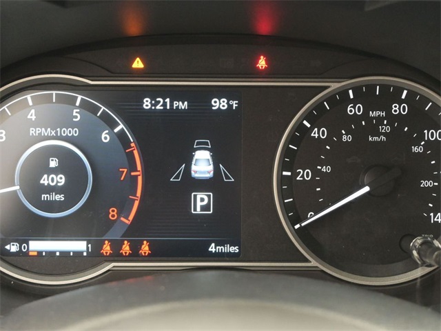 2025 Nissan Versa SV photo 7