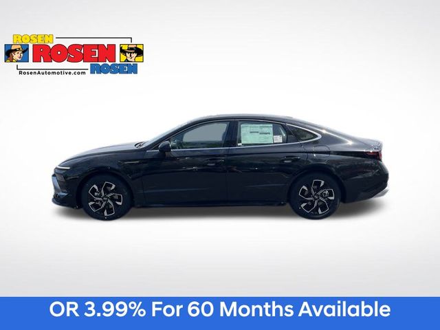 2025 Hyundai Sonata SEL photo 2