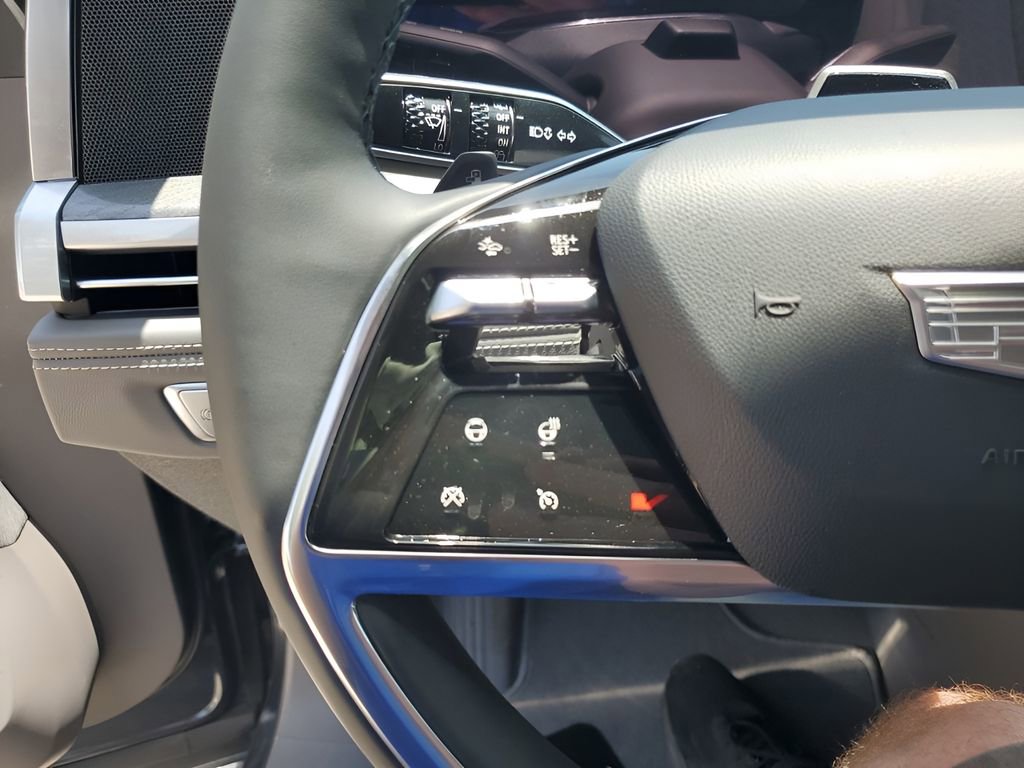 2026 Cadillac Escalade IQ Luxury photo 30