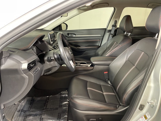2023 Nissan Altima 2.5 SR photo 15