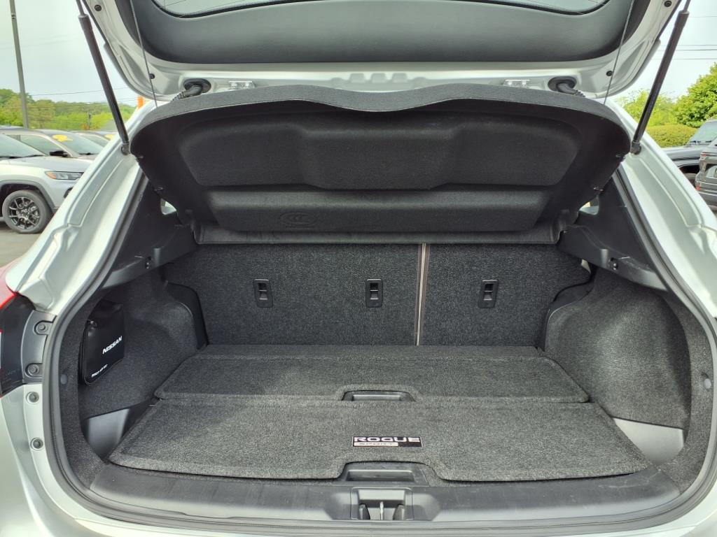2021 Nissan Rogue Sport SL photo 11