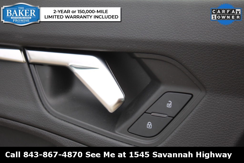 2022 Audi Q3 S line Premium 45 TFSI photo 11