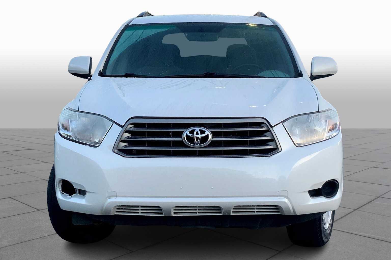 2010 Toyota Highlander Base photo 3