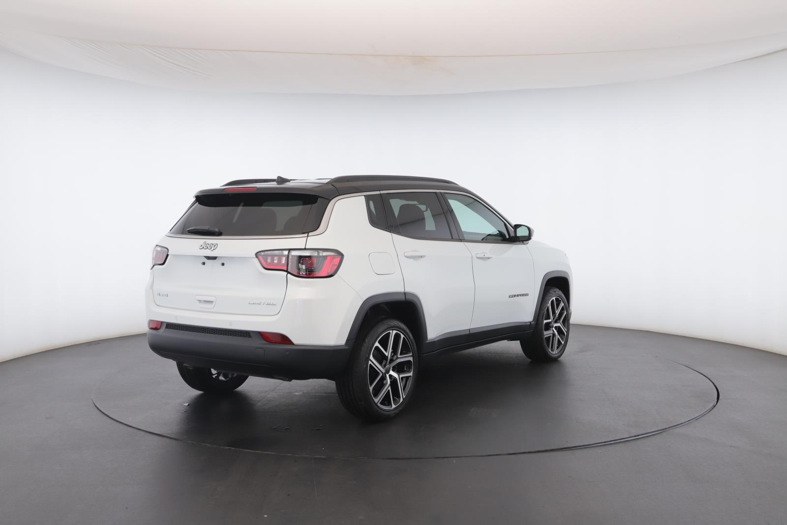 2025 Jeep Compass Limited photo 25