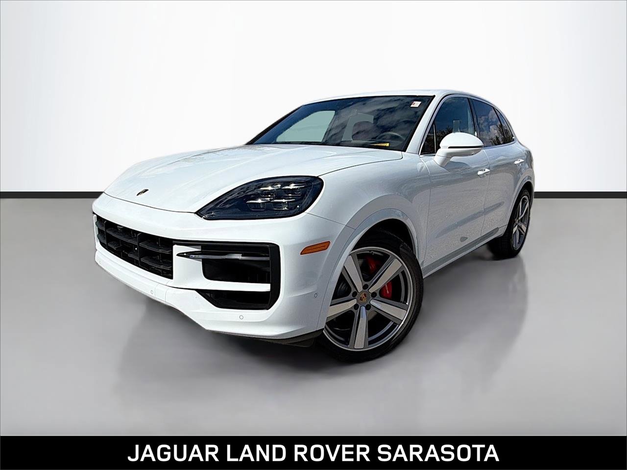 2025 Porsche Cayenne S's photo