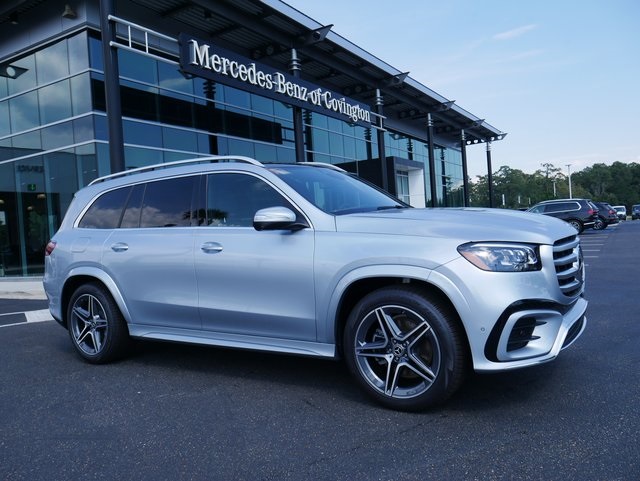 2025 Mercedes Benz GLS 450 4MATIC photo 3