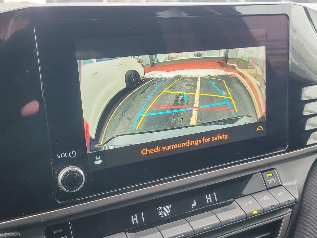 2025 TOYOTA CAMRY - Image 13