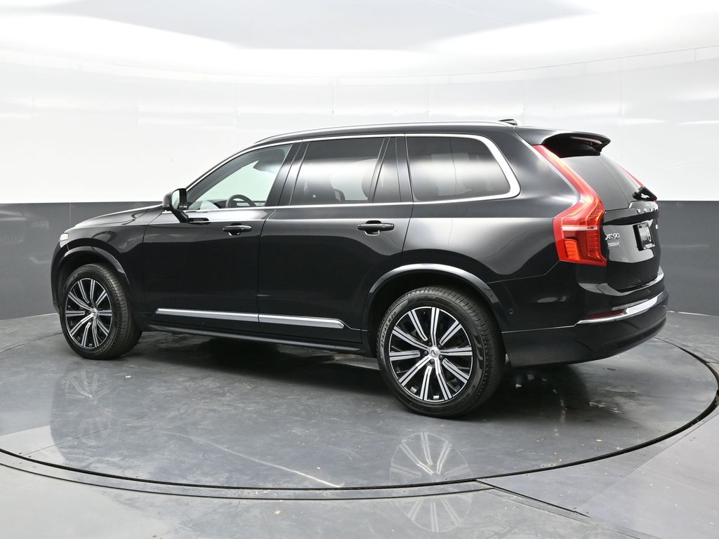 2025 Volvo XC90 Plus photo 2