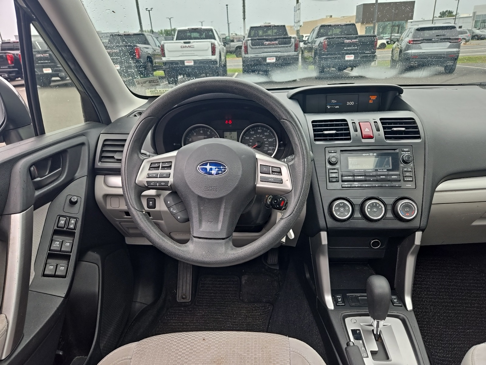 2014 Subaru Forester 2.5i Premium photo 2