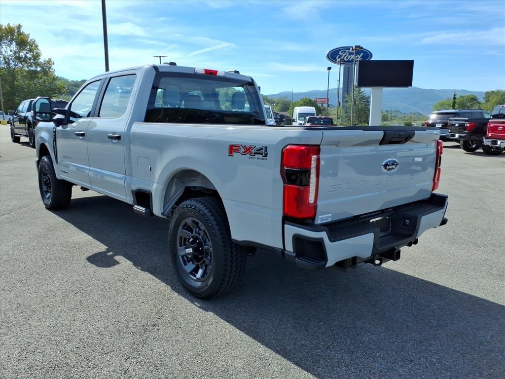 2026 Ford F-250 XL photo 3