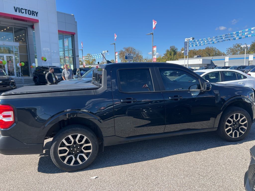 2022 Ford Maverick Lariat photo 4