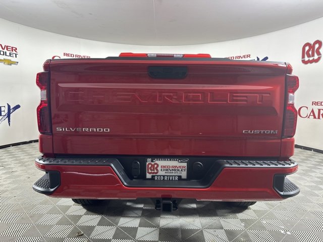 2025 Chevrolet Silverado 1500 Custom photo 6