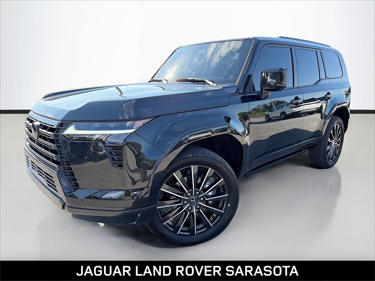 2024 Lexus GX Luxury's photo