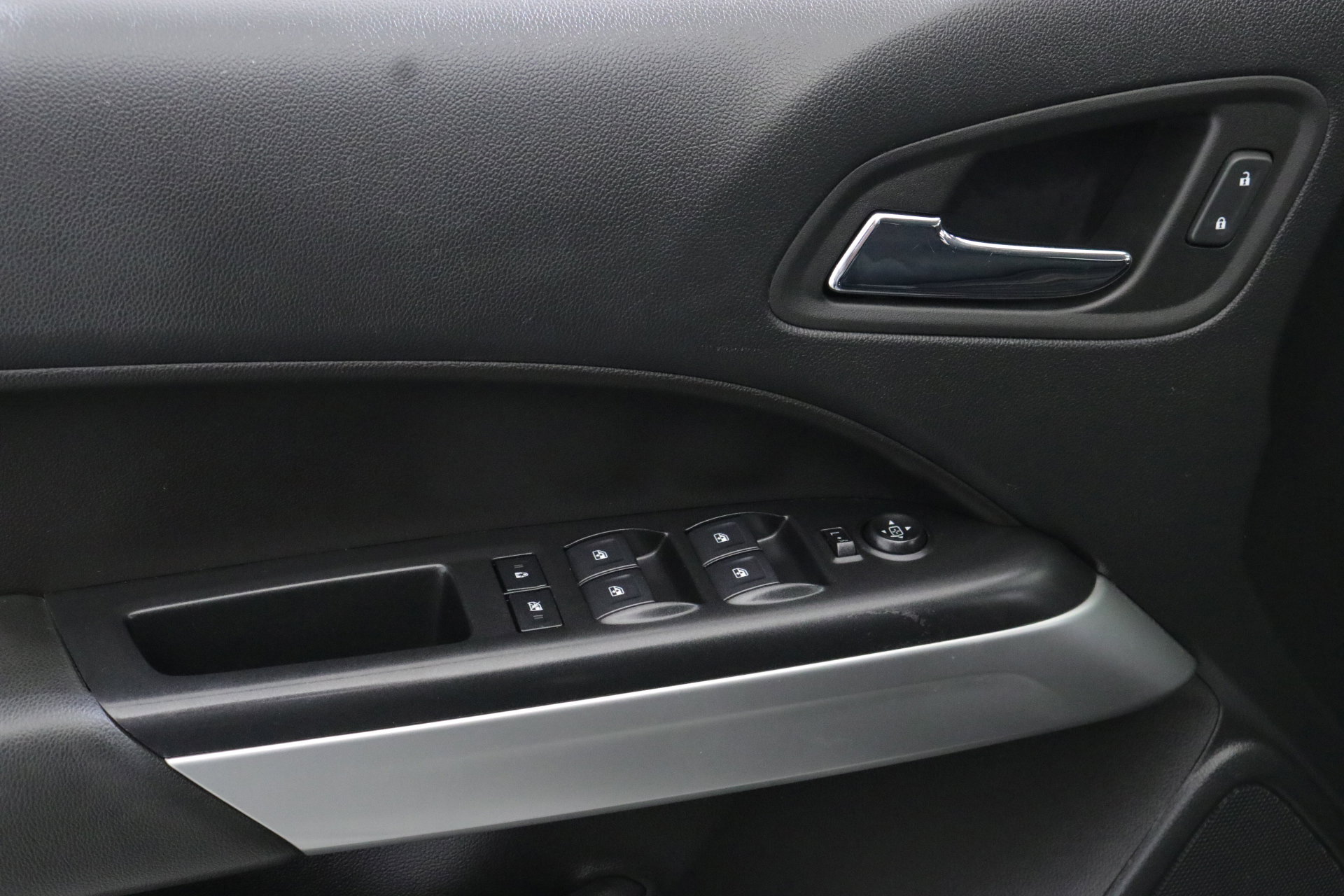 2022 Chevrolet Colorado LT photo 21
