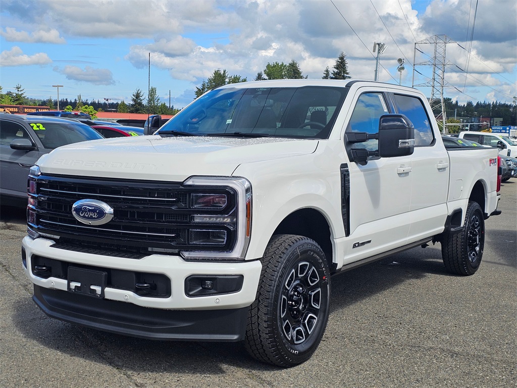 2025 Ford F-350 Platinum photo 3