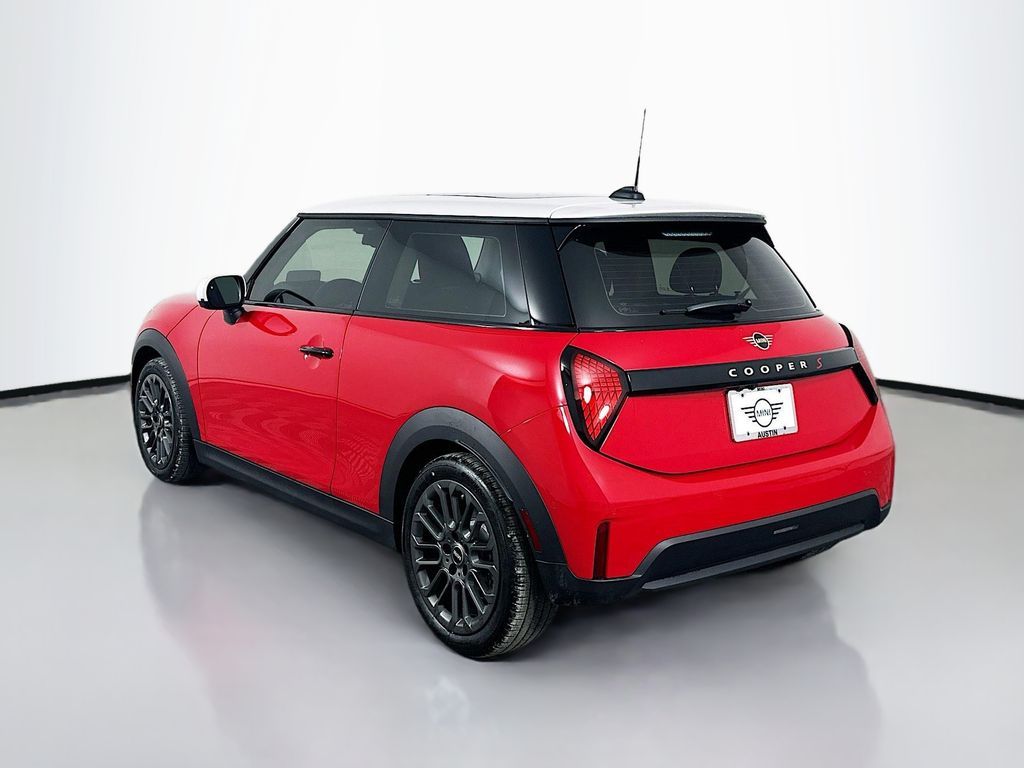 2025 Mini Cooper 2 Door Hardtop Iconic photo 7