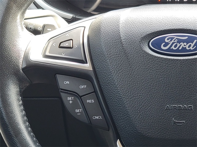 2020 Ford Edge SEL photo 27