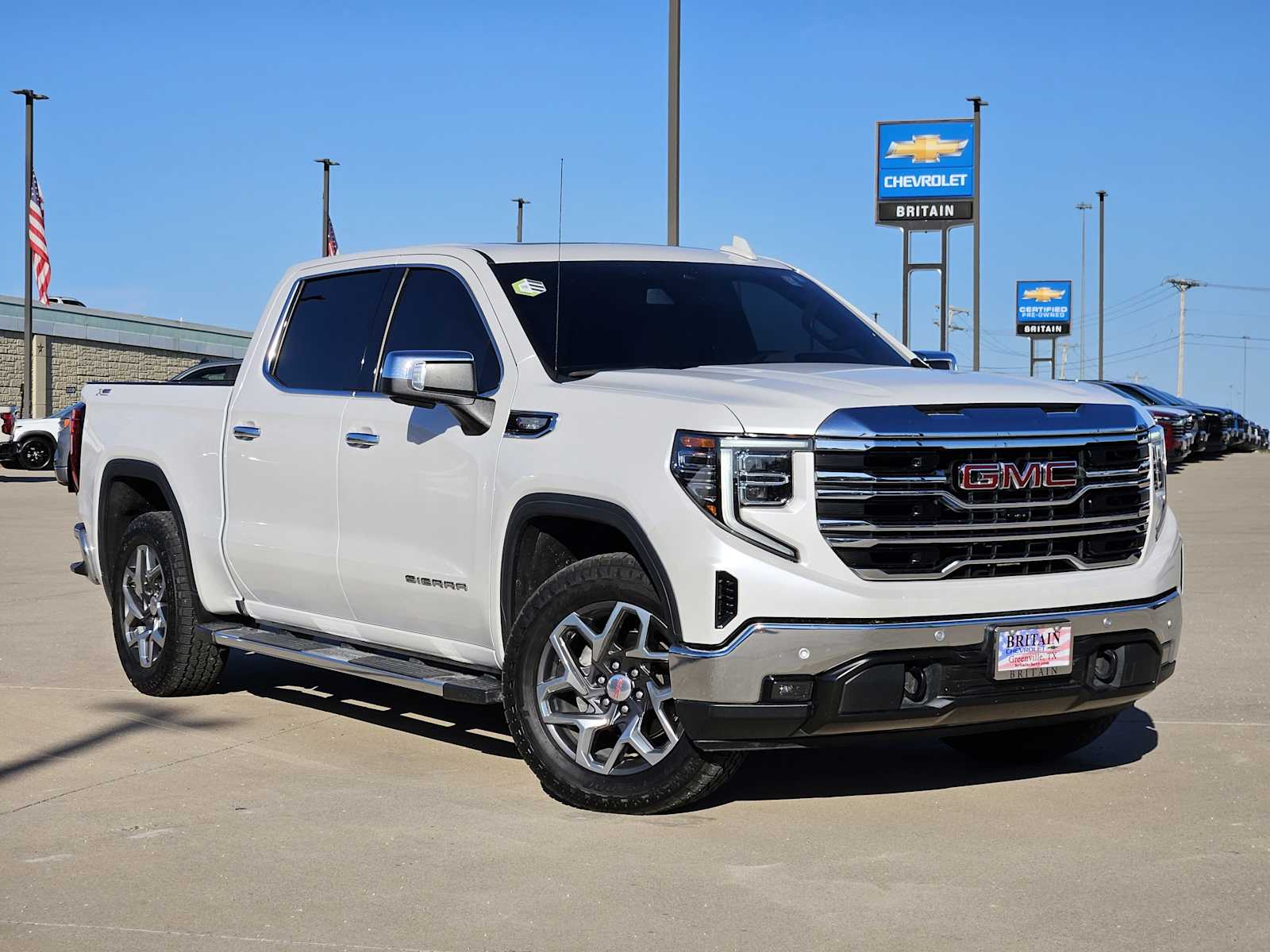 2024 GMC Sierra 1500 SLT's photo