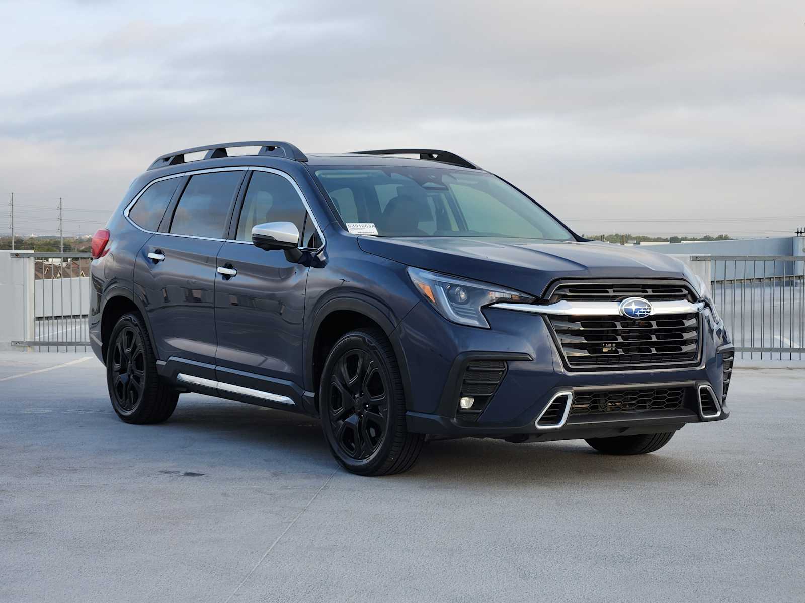 2023 Subaru Ascent Touring photo 3