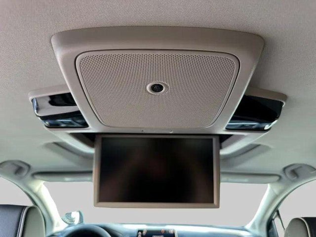 2025 Honda Odyssey Touring photo 13