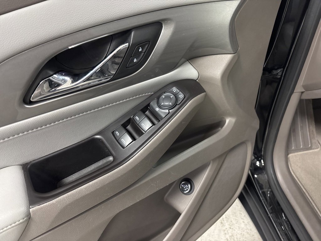 2020 Chevrolet Traverse Leather photo 23