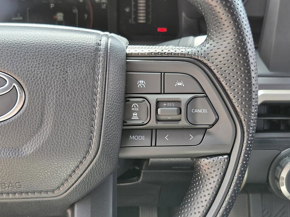 2025 Toyota Tacoma SR5 photo 25