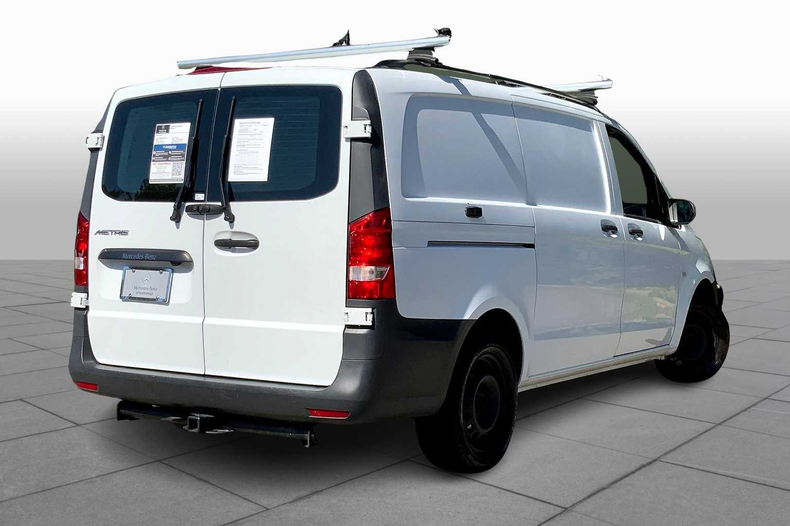 2016 Mercedes Benz Metris photo 12