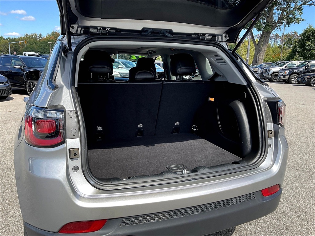 2022 Jeep Compass Trailhawk photo 30
